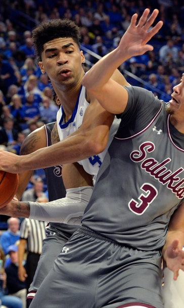 No. 2 Kentucky bounces back, beats Southern Illinois 71-59